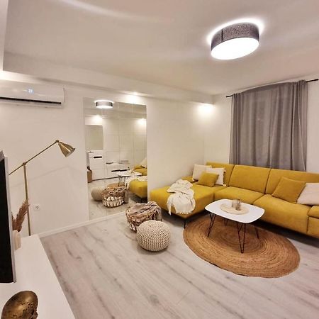 Appartement Un Ami à Pula Extérieur photo