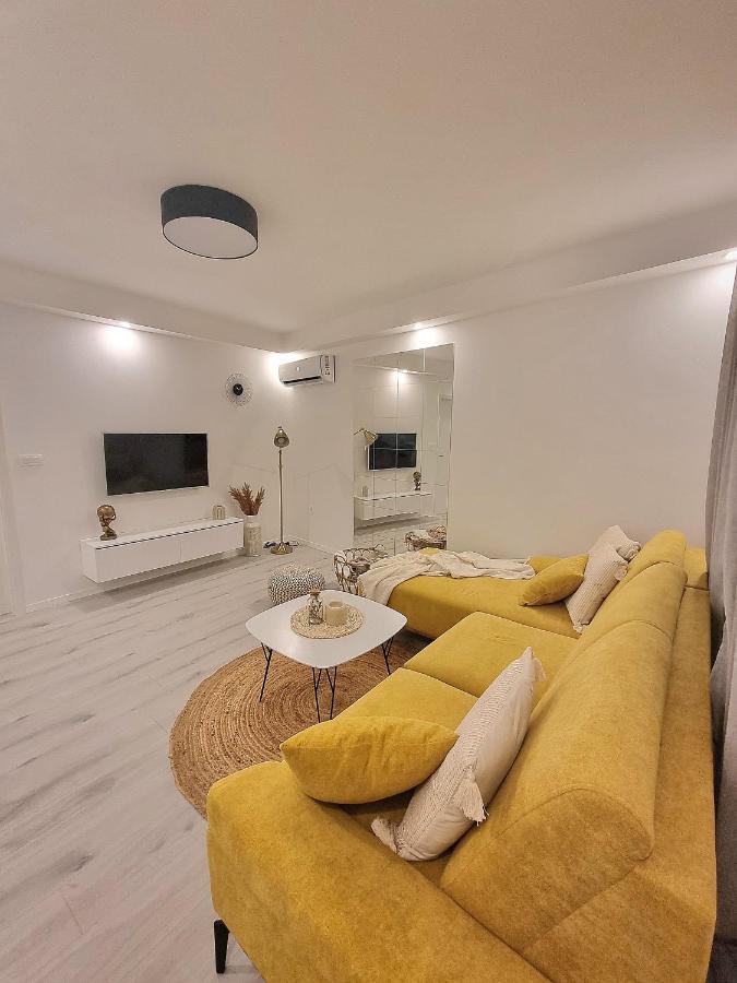 Appartement Un Ami à Pula Extérieur photo