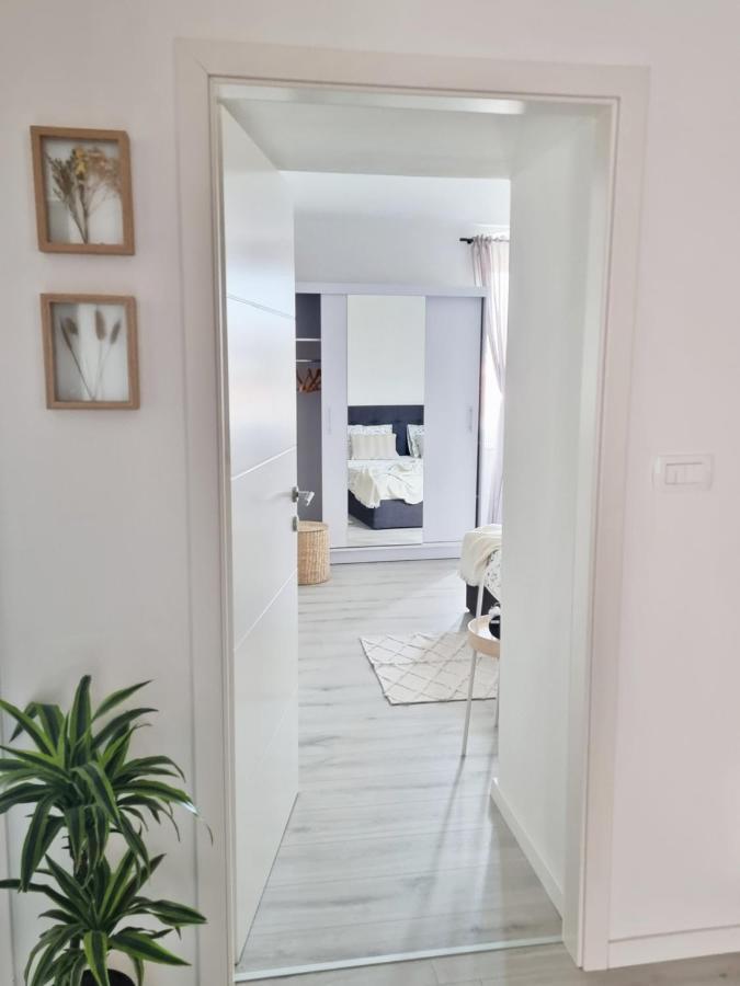 Appartement Un Ami à Pula Extérieur photo